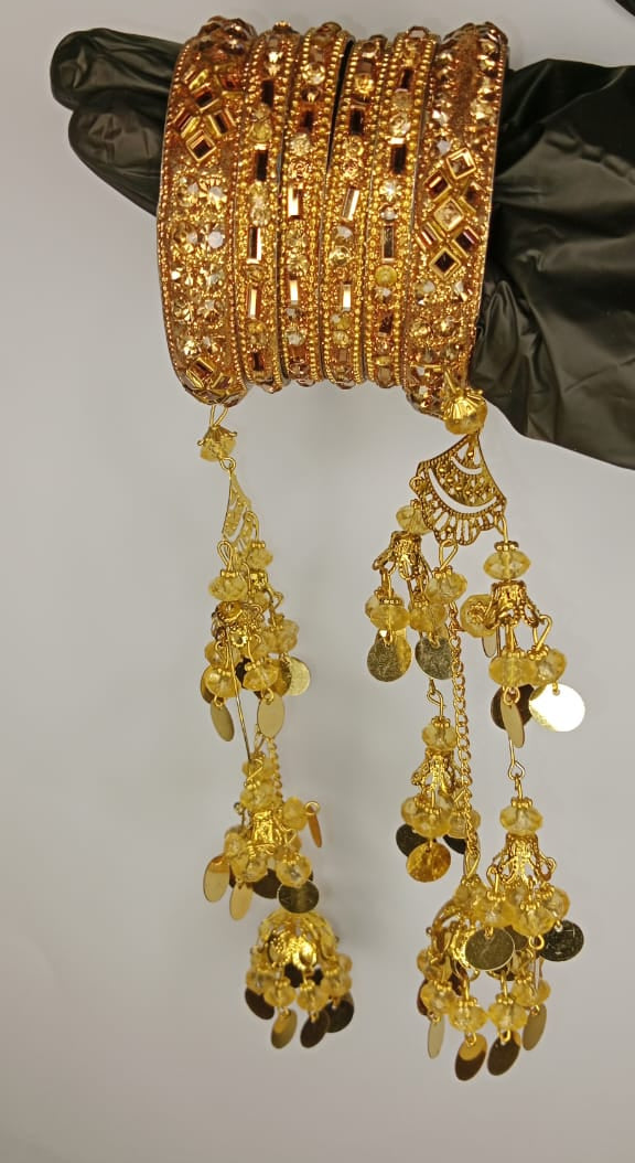 Luxurious Bridal Golden Bangles Set with Stonework & Traditional Kaleere – 2.5 Inch
